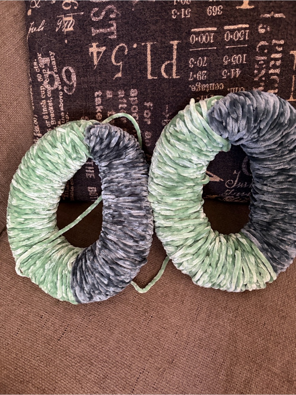 Plush Chenille yarn "O GO" yarn